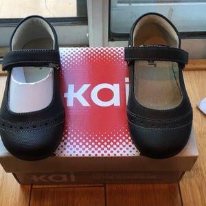 New See Kai Run Meredith Sandal kids size 10